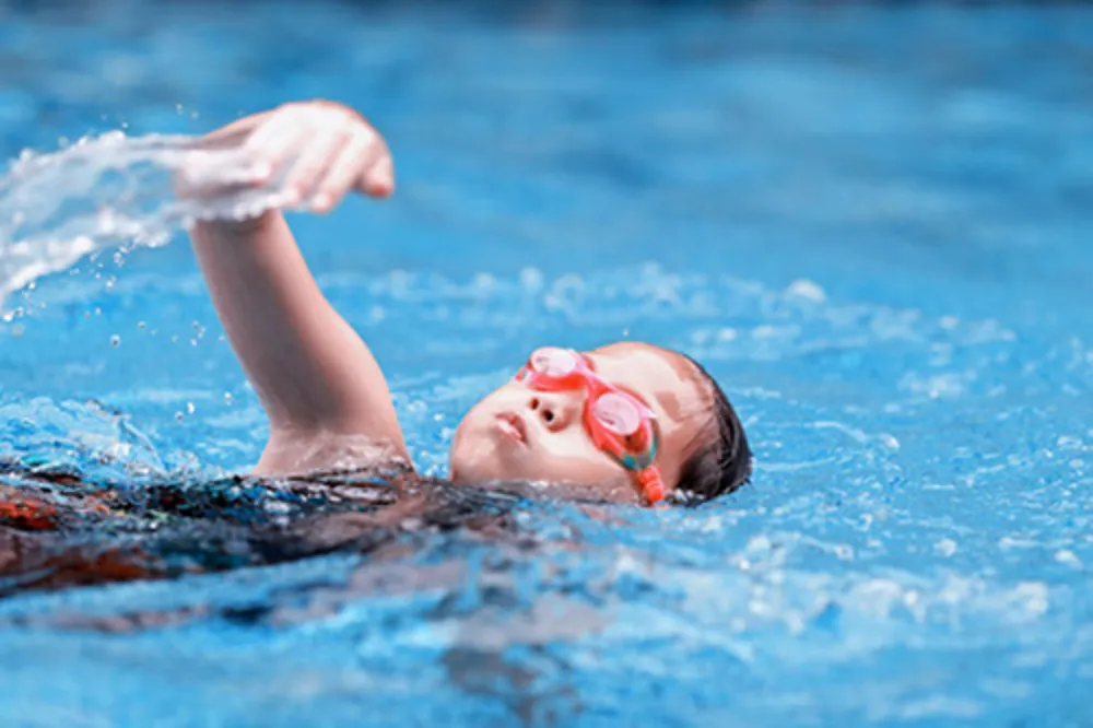 Cours de natation Enfant (6-11 ans)